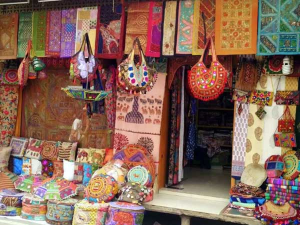 rajasthani-handicrafts-and-shopping-in-ajmer-and-pushkar