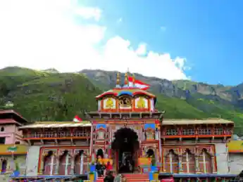 25-52 Seater Bus Rental in Ajmer
